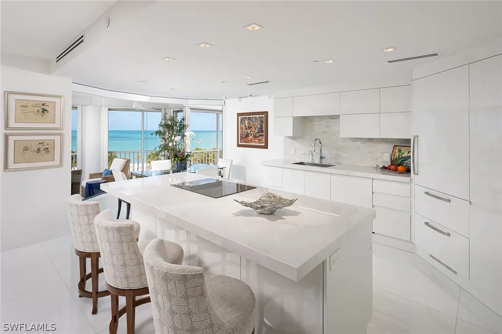 8111 Bay Colony Drive Naples FL 34108