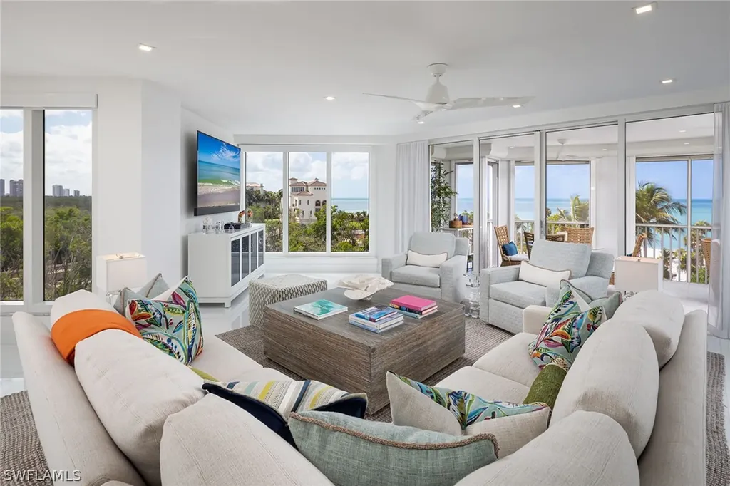 8111 Bay Colony Drive Naples FL 34108
