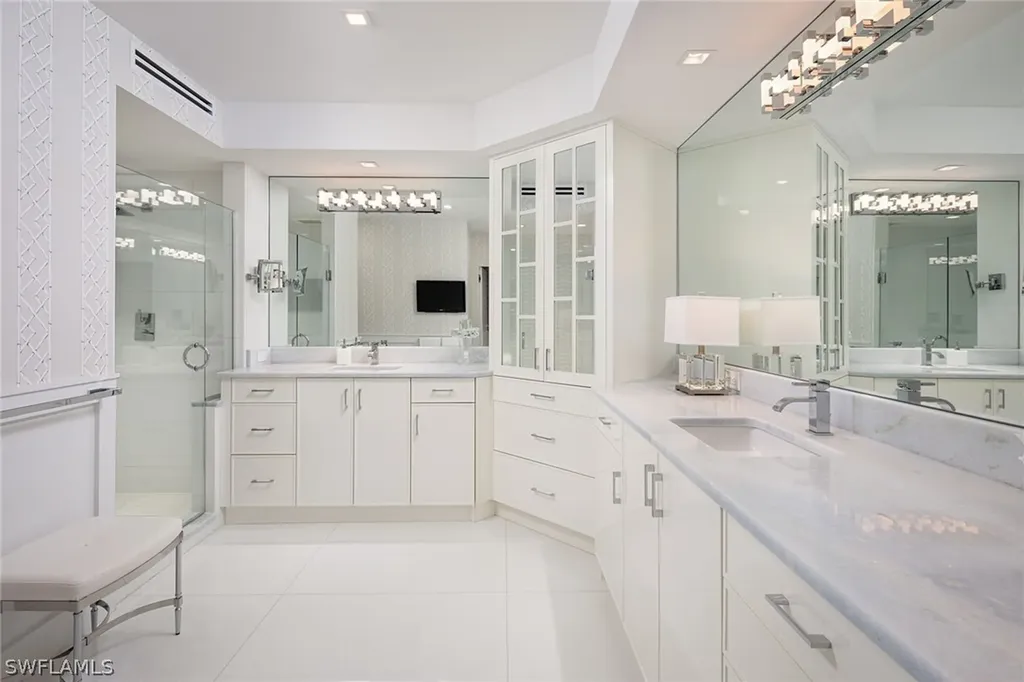 8111 Bay Colony Drive Naples FL 34108
