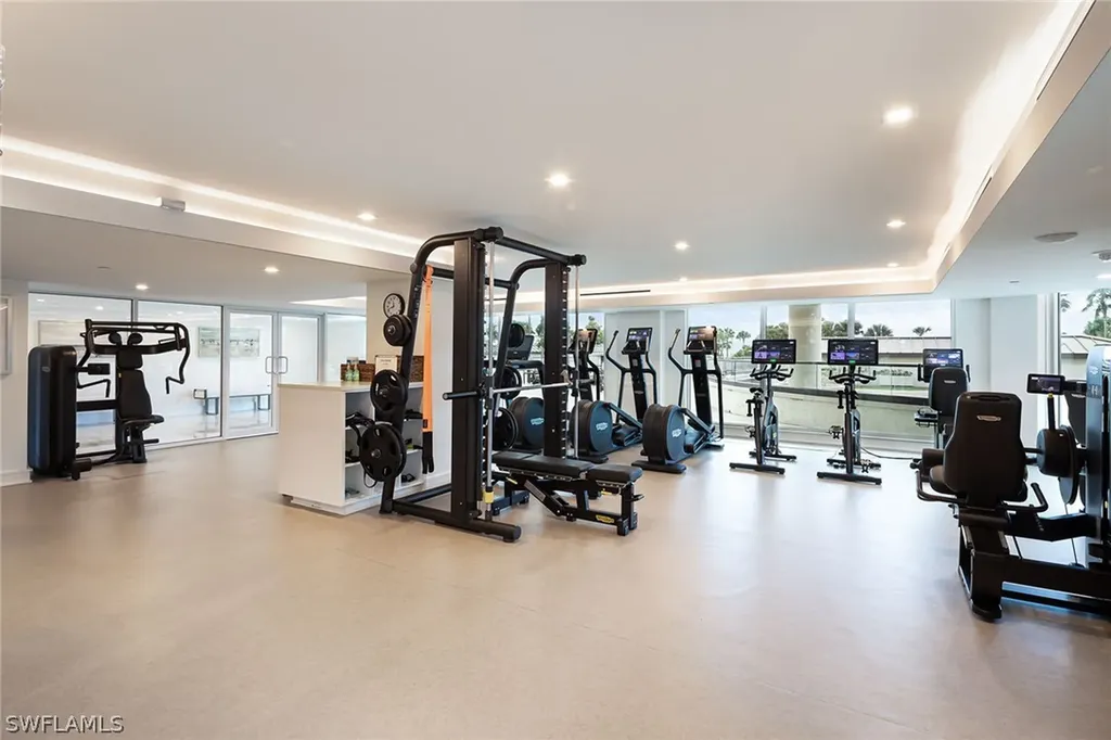 8111 Bay Colony Drive Naples FL 34108
