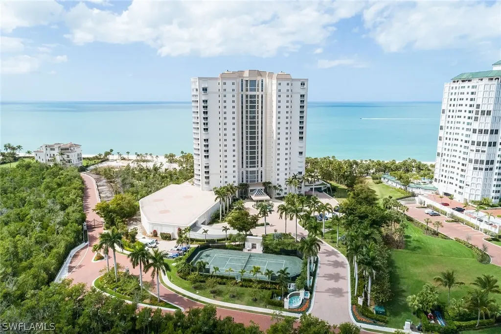 8111 Bay Colony Drive Naples FL 34108