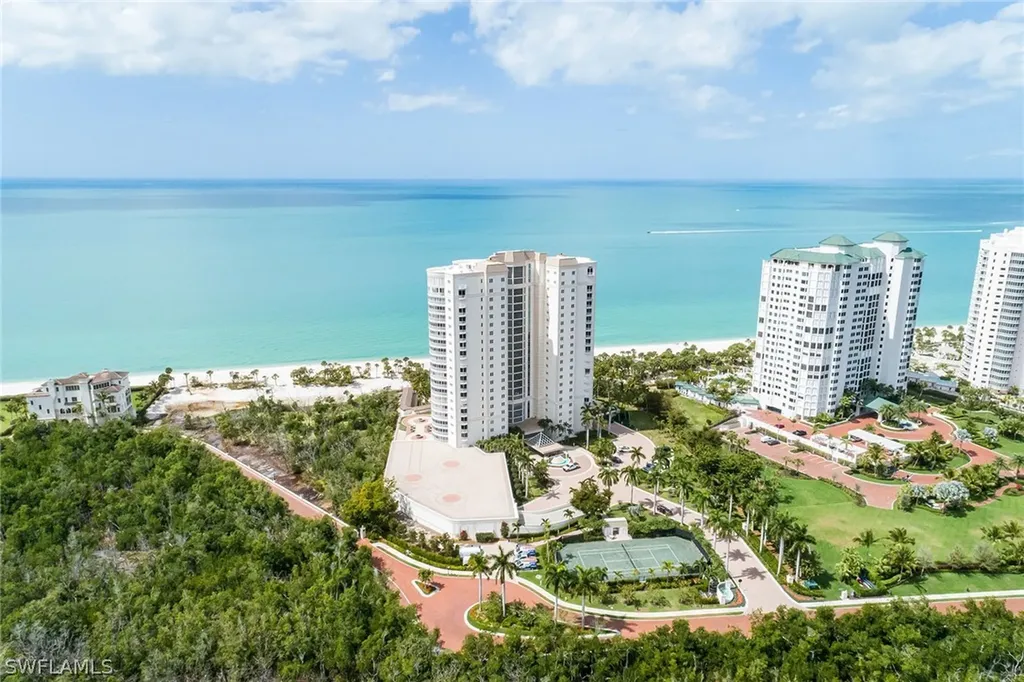 8111 Bay Colony Drive Naples FL 34108