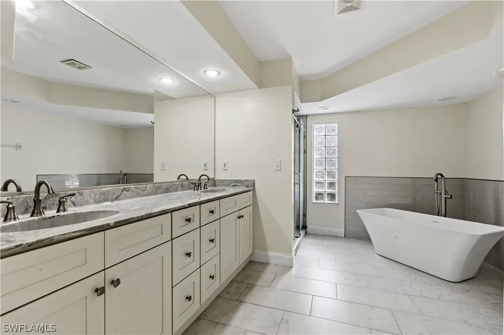 6115 Deer Run Fort Myers FL 33908