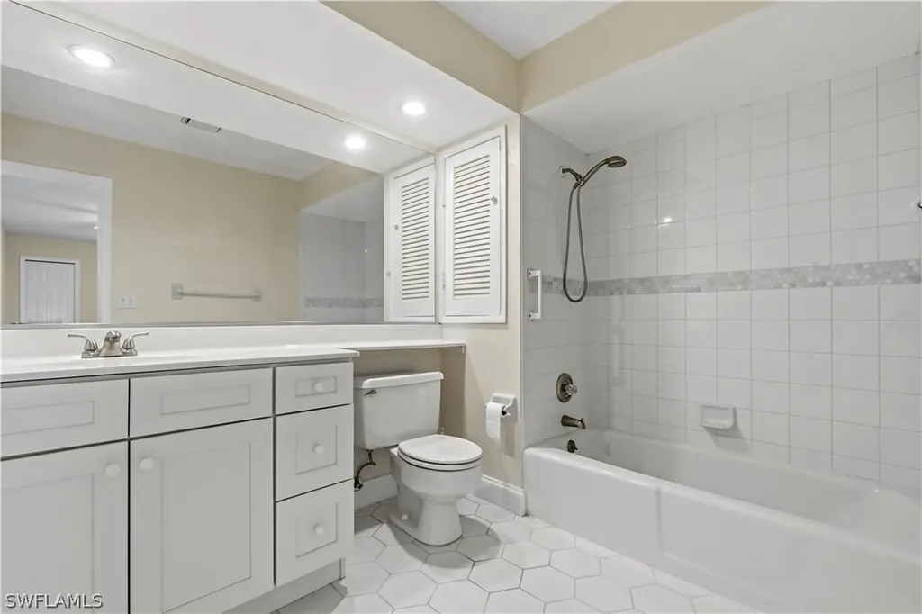 6115 Deer Run Fort Myers FL 33908