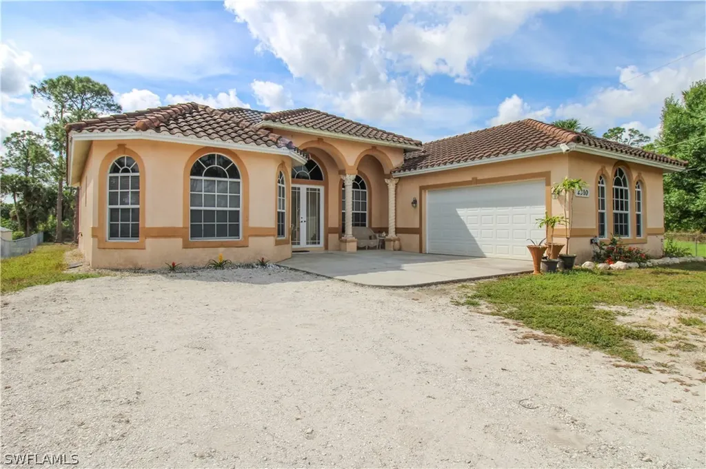 2310 2nd Avenue SE Naples FL 34117