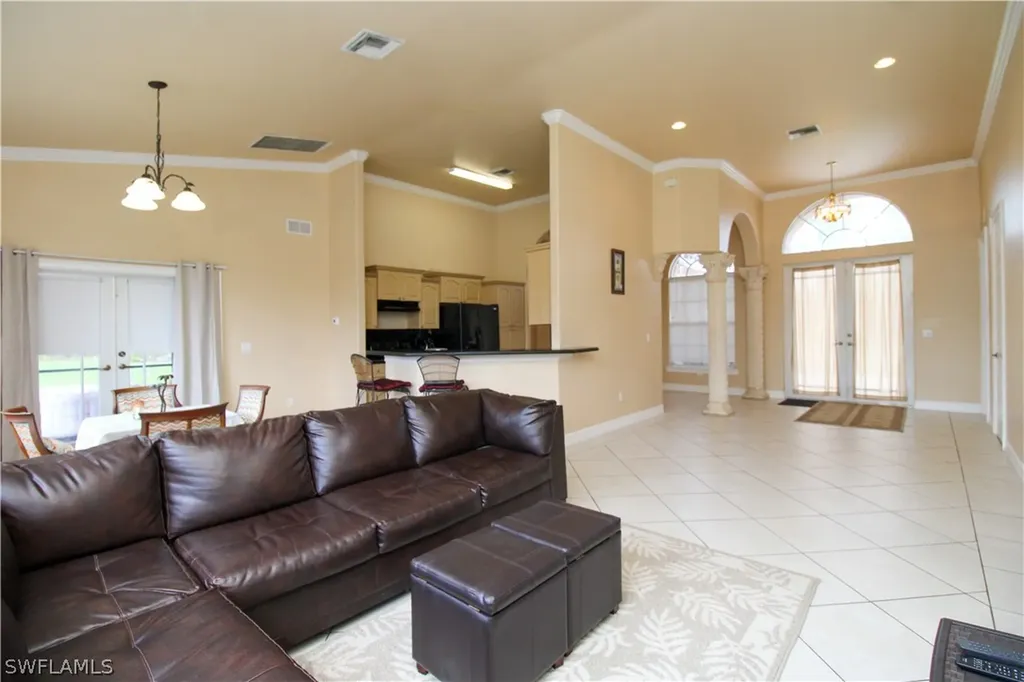 2310 2nd Avenue SE Naples FL 34117