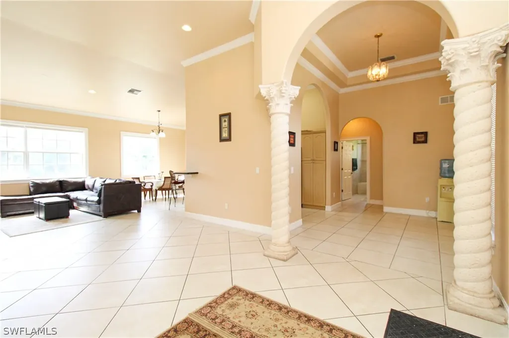 2310 2nd Avenue SE Naples FL 34117