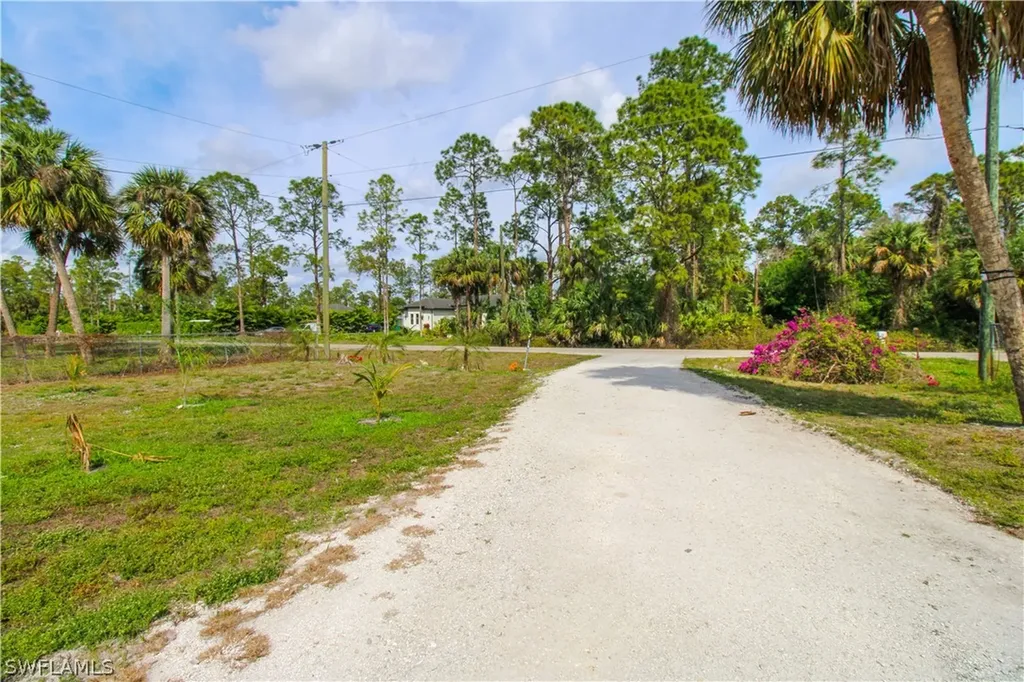2310 2nd Avenue SE Naples FL 34117