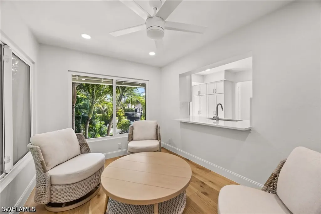 375 8th Avenue S Naples FL 34102