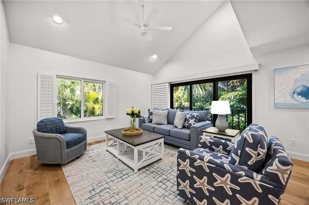 375 8th Avenue S Naples FL 34102
