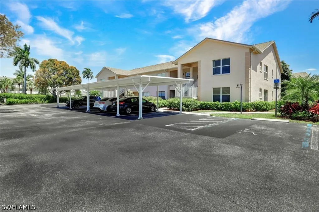 326 Bradstrom Circle Naples FL 34113