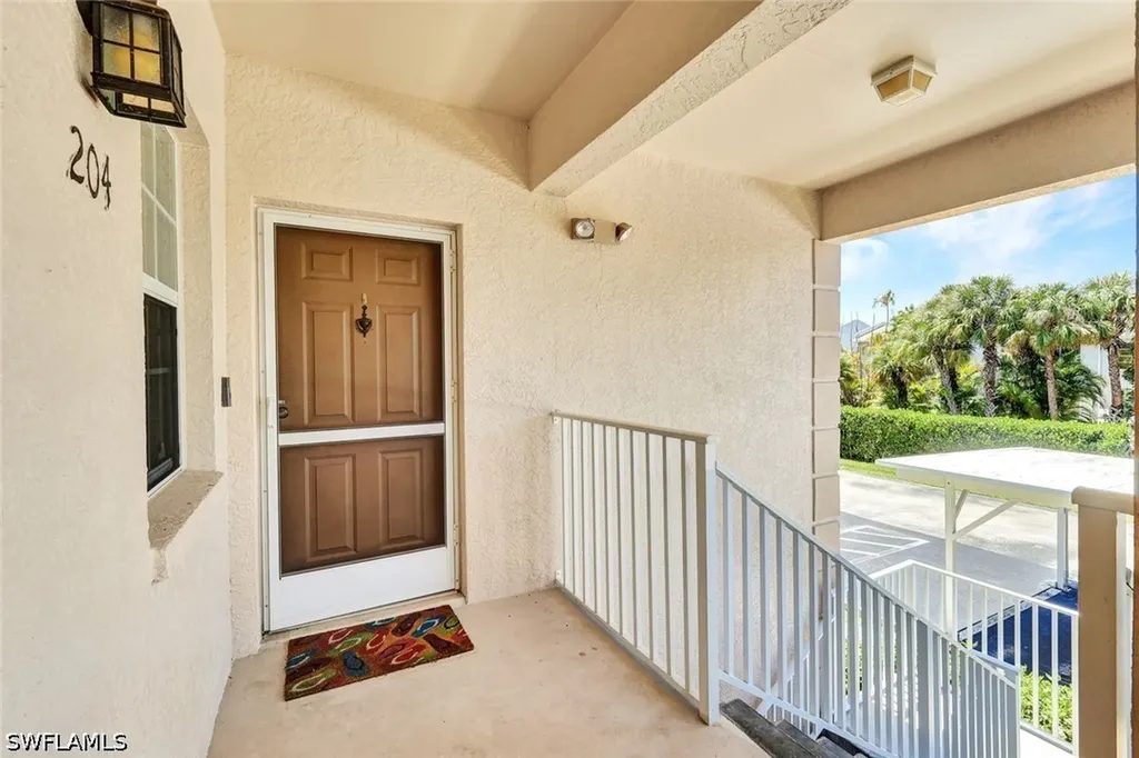 326 Bradstrom Circle Naples FL 34113