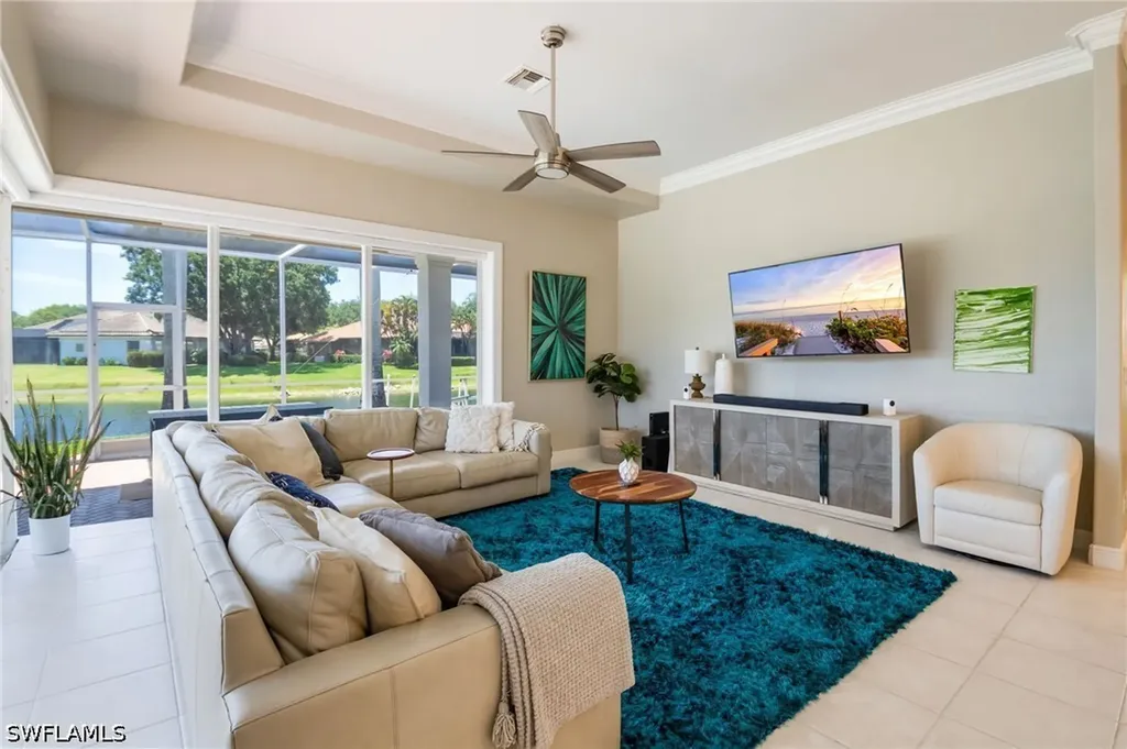11723 Longshore Way E Naples FL 34119