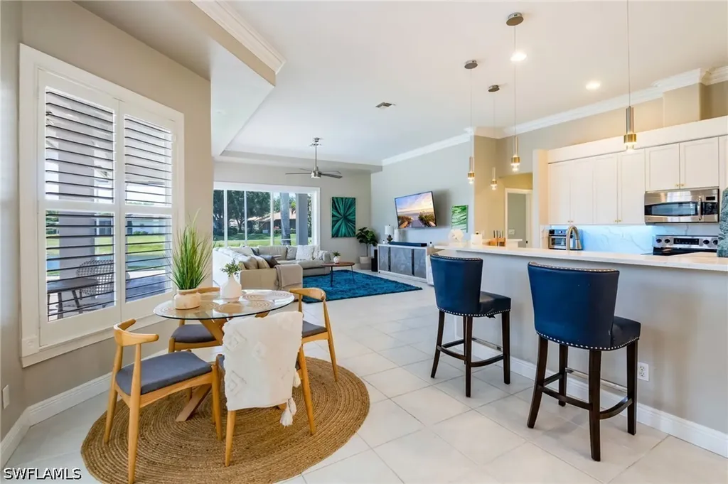 11723 Longshore Way E Naples FL 34119