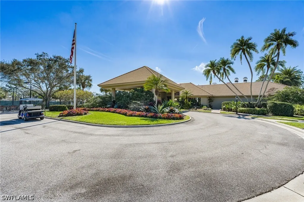 11723 Longshore Way E Naples FL 34119
