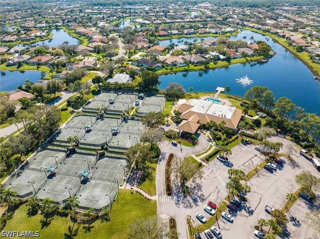 11723 Longshore Way E Naples FL 34119