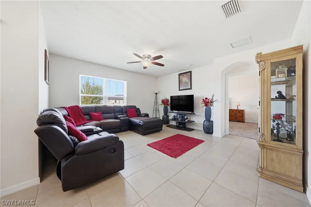 2006 SW 15th Avenue Cape Coral FL 33991