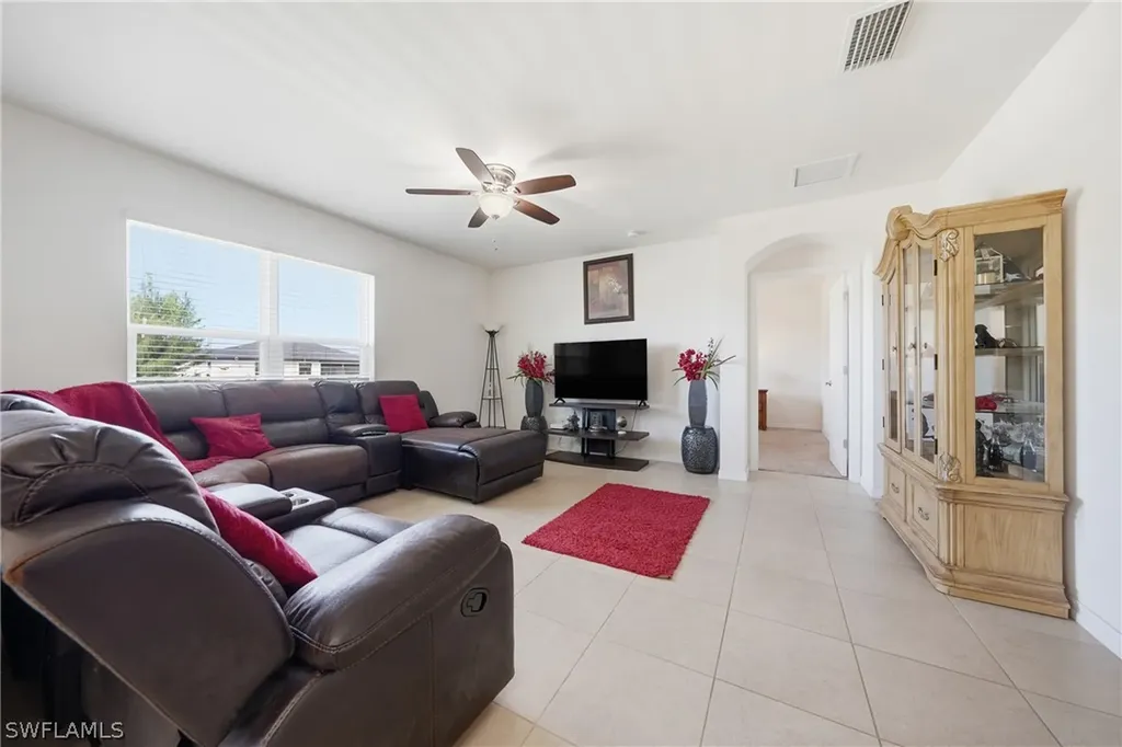 2006 SW 15th Avenue Cape Coral FL 33991