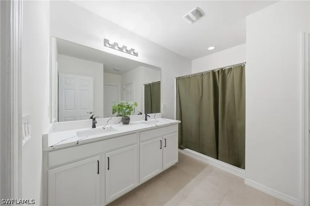 2006 SW 15th Avenue Cape Coral FL 33991