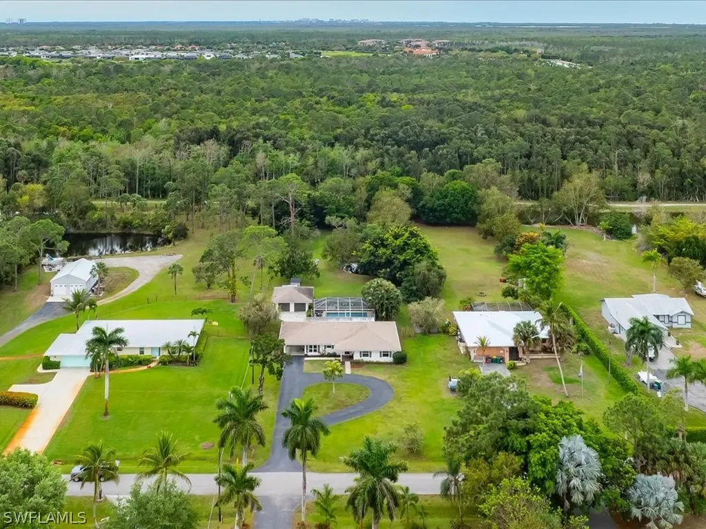 5272 Myrtle Lane Naples FL 34113