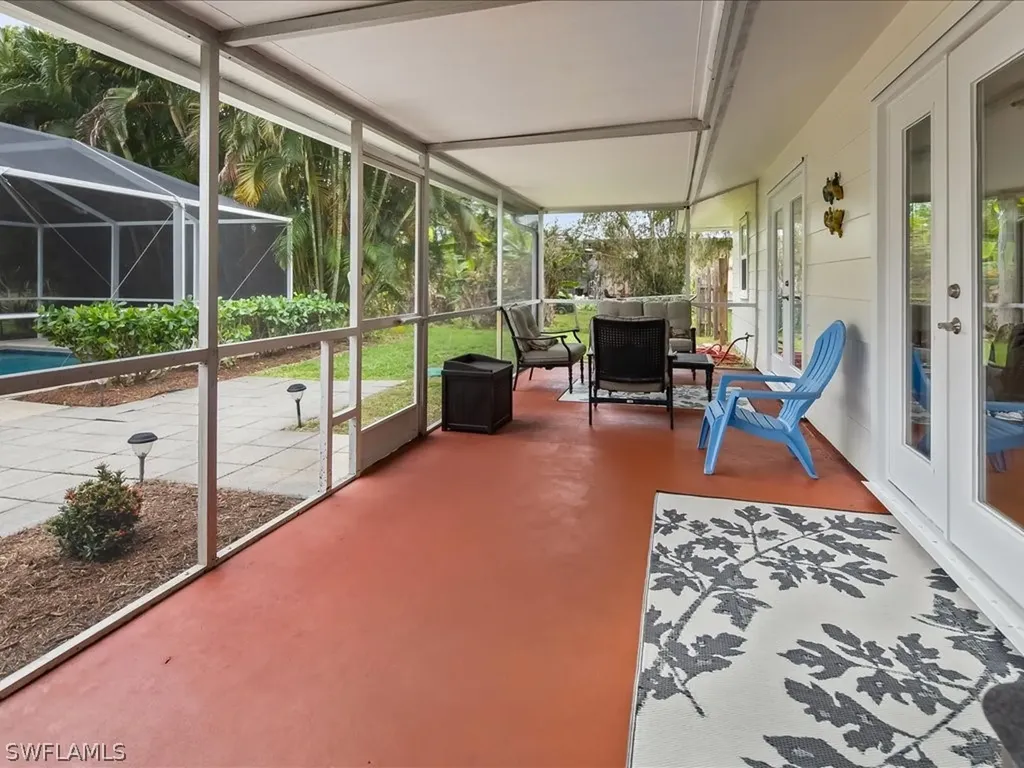5272 Myrtle Lane Naples FL 34113