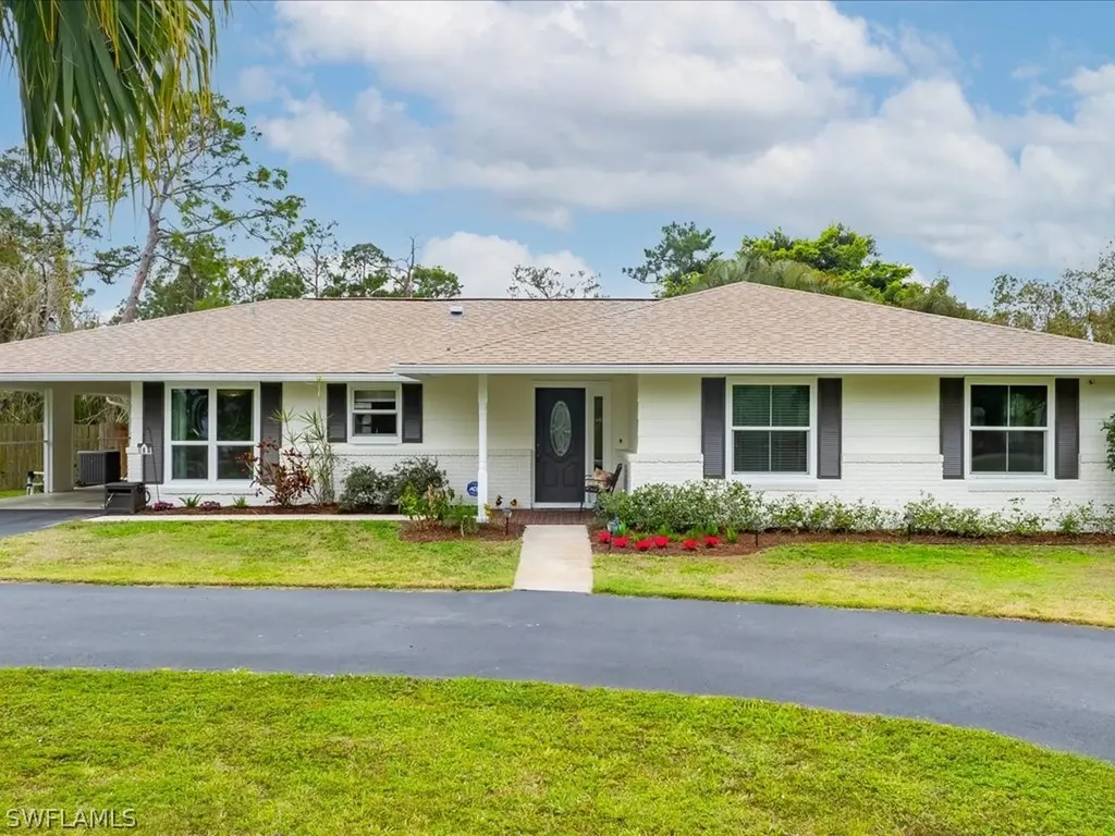 5272 Myrtle Lane Naples FL 34113