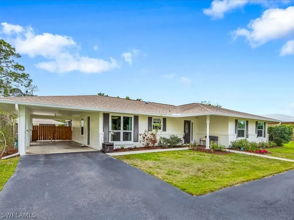 5272 Myrtle Lane Naples FL 34113