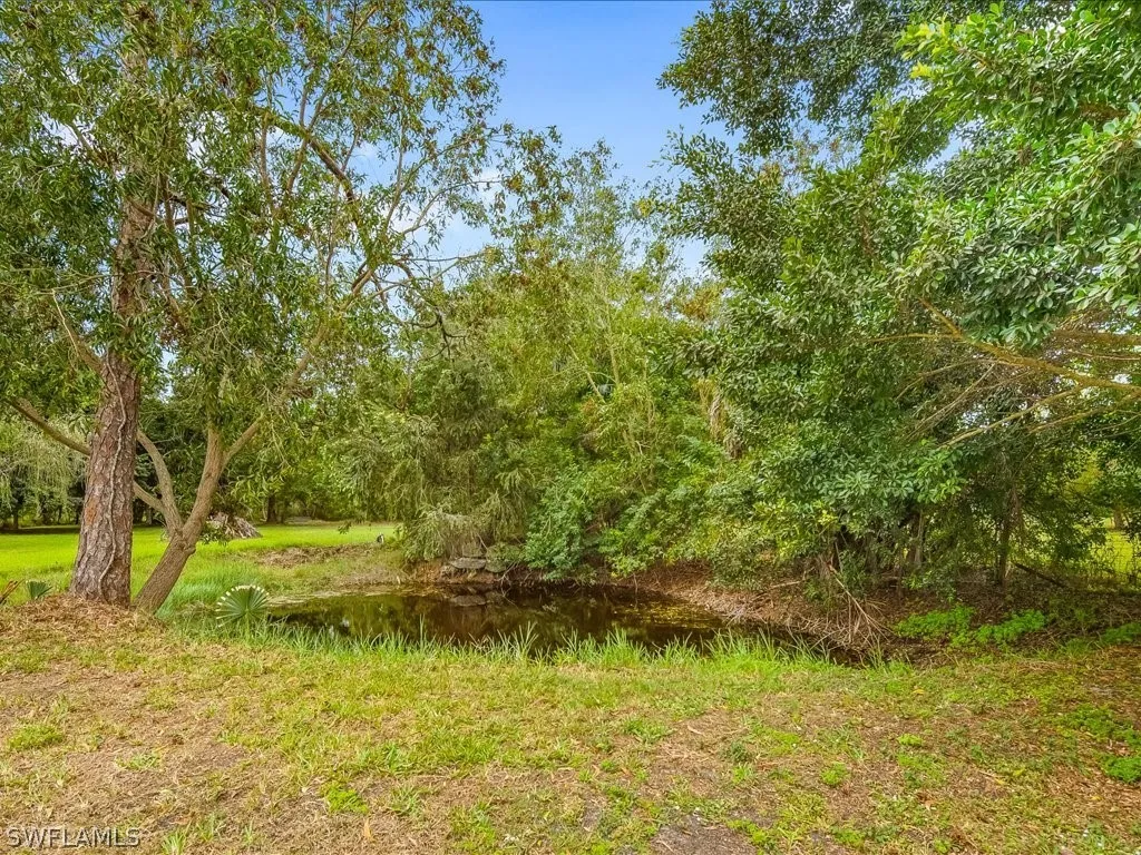 5272 Myrtle Lane Naples FL 34113