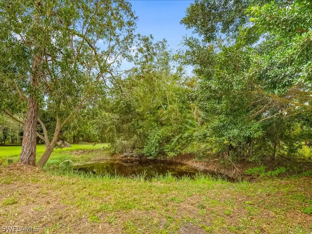 5272 Myrtle Lane Naples FL 34113
