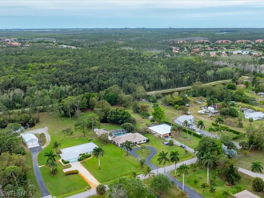5272 Myrtle Lane Naples FL 34113