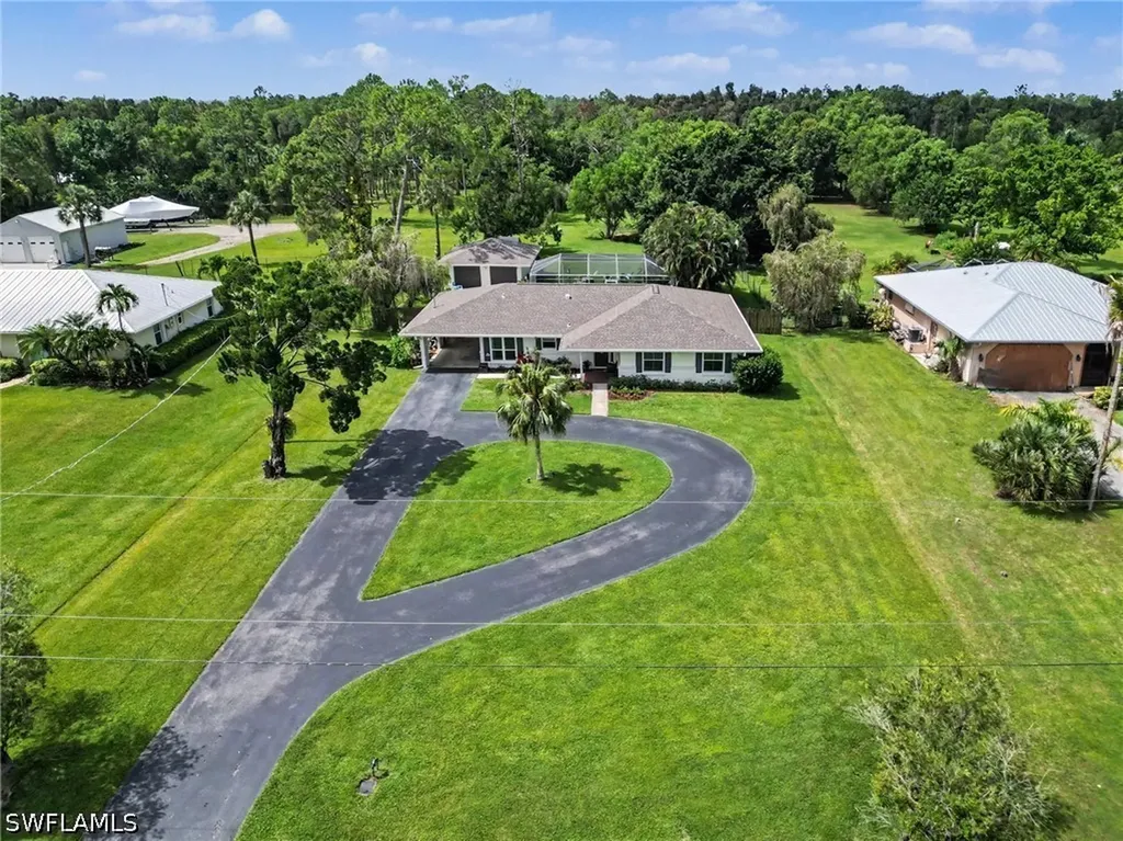 5272 Myrtle Lane Naples FL 34113