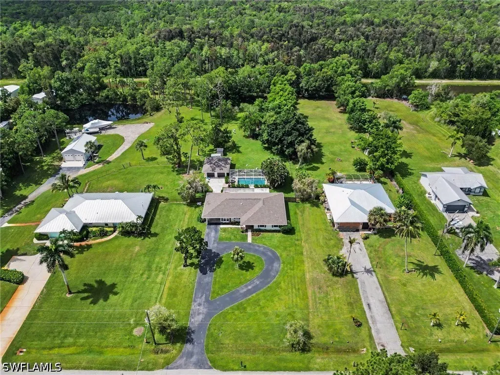 5272 Myrtle Lane Naples FL 34113
