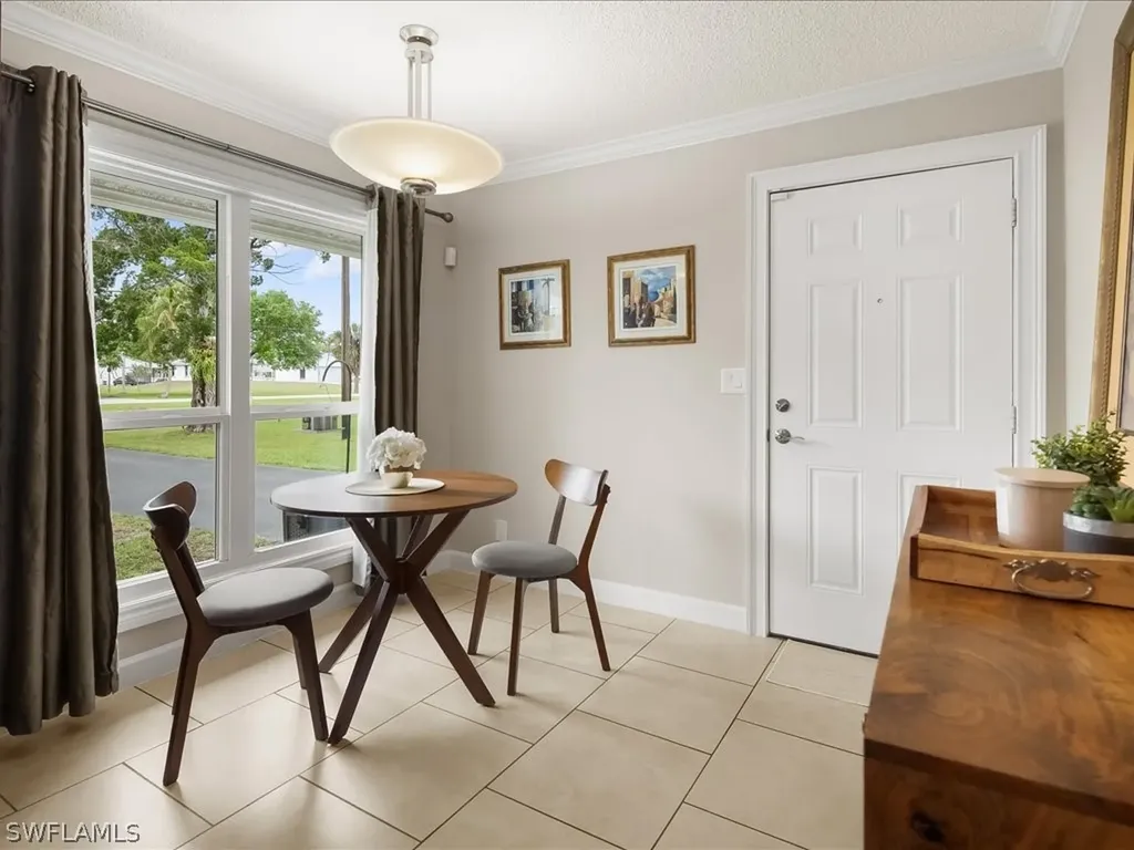 5272 Myrtle Lane Naples FL 34113
