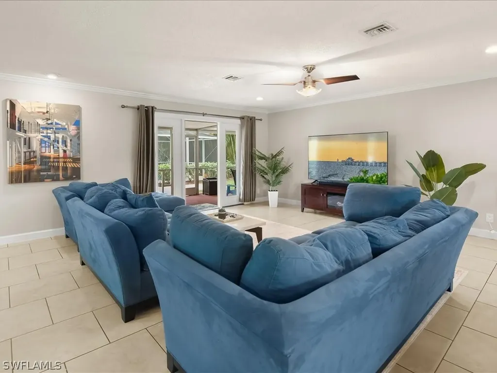 5272 Myrtle Lane Naples FL 34113