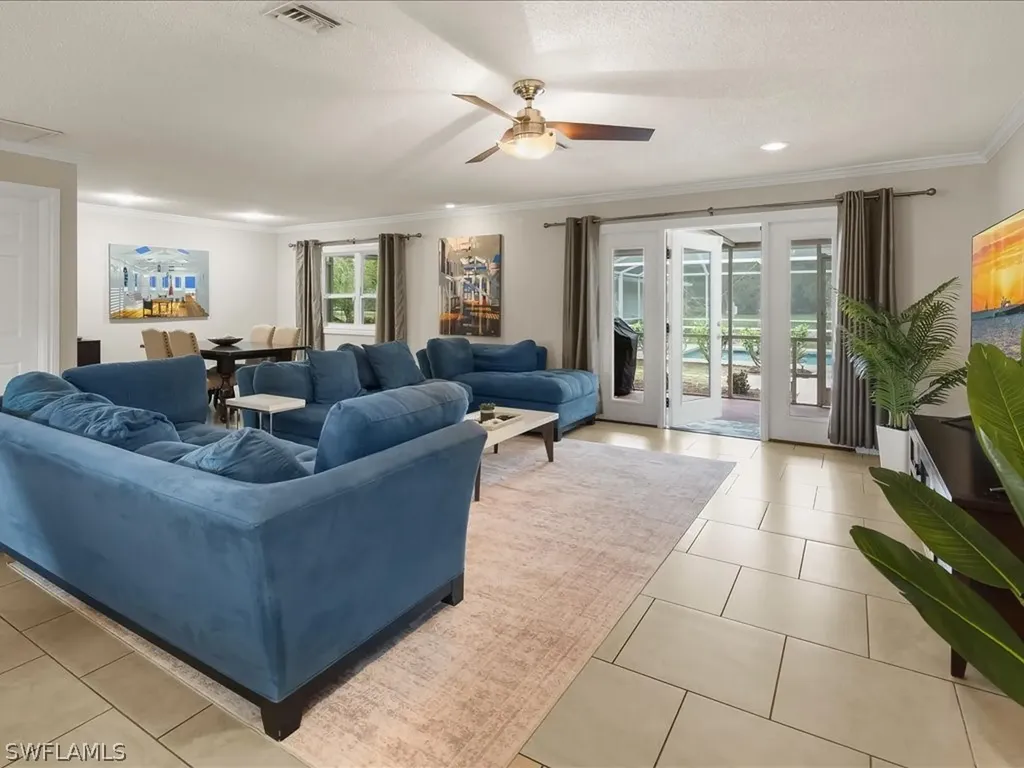 5272 Myrtle Lane Naples FL 34113