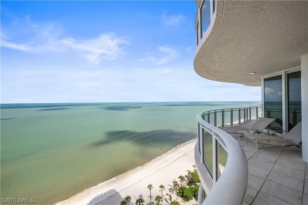 8231 Bay Colony Drive Naples FL 34108