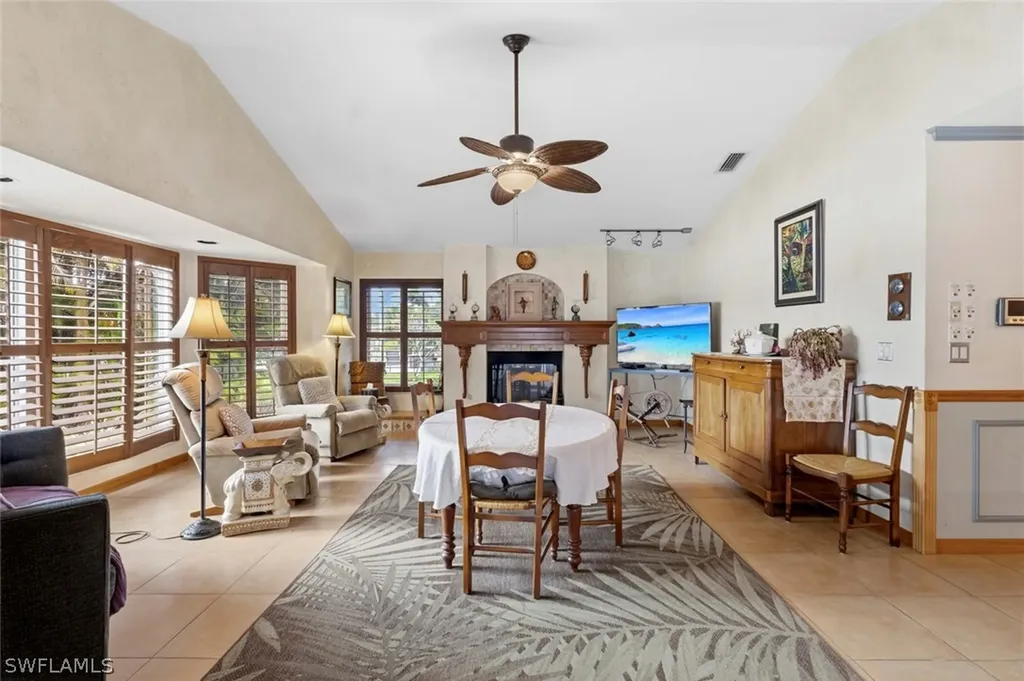 311 Henley Drive Naples FL 34104