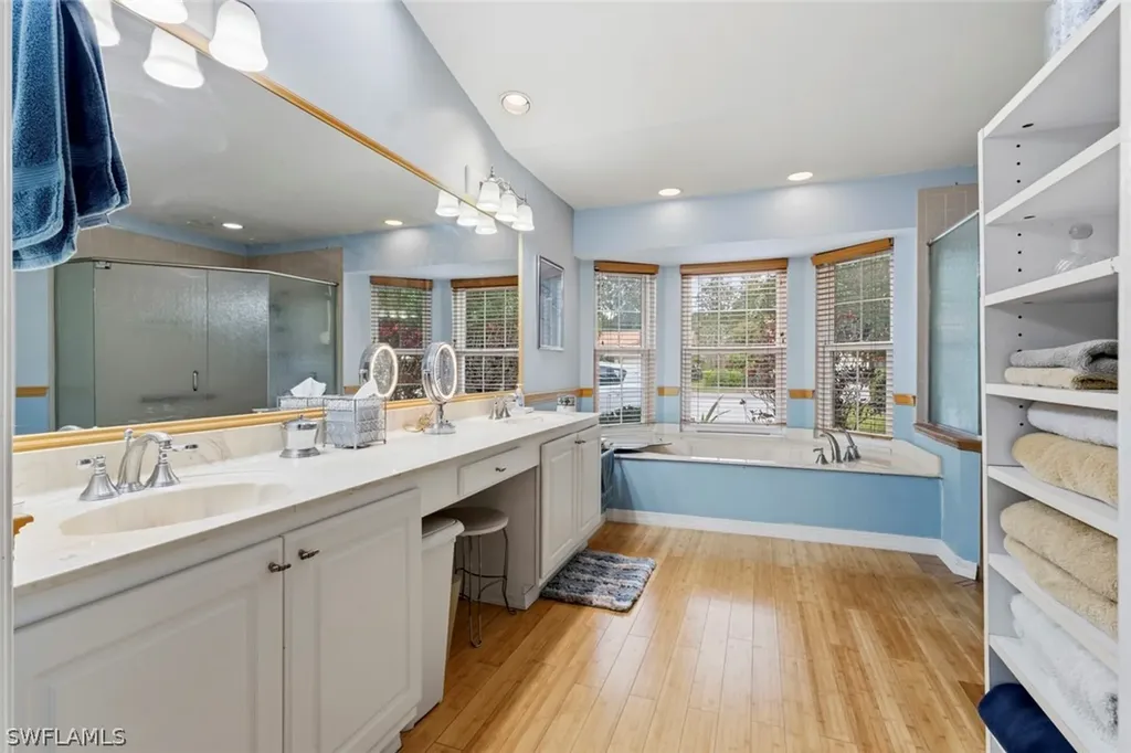 311 Henley Drive Naples FL 34104