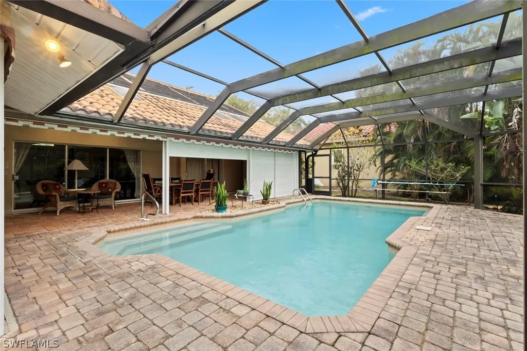 311 Henley Drive Naples FL 34104