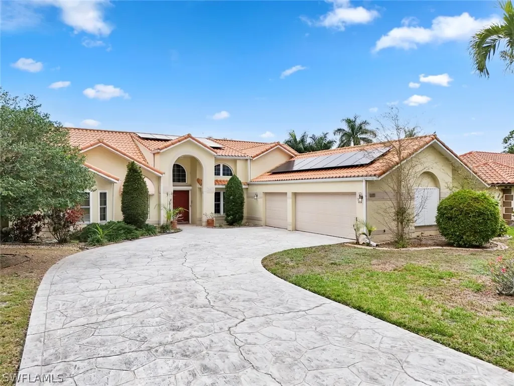 311 Henley Drive Naples FL 34104