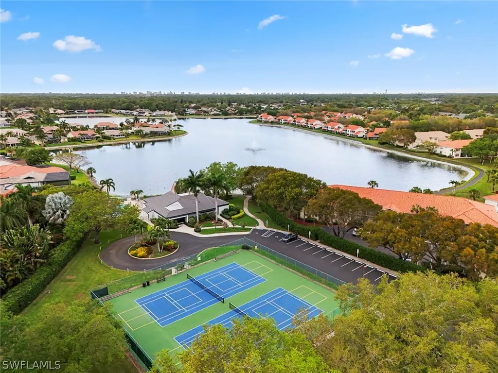 311 Henley Drive Naples FL 34104
