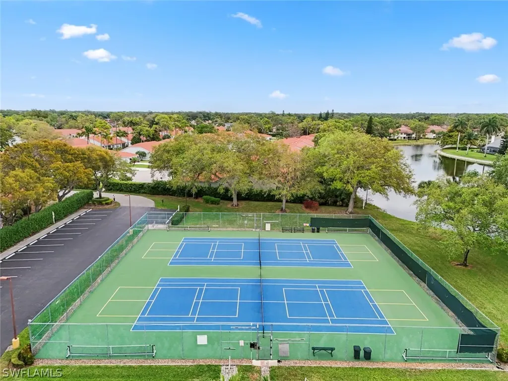 311 Henley Drive Naples FL 34104