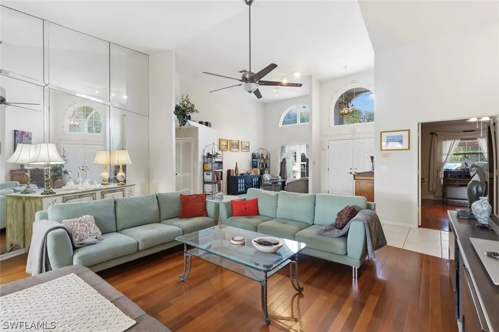 311 Henley Drive Naples FL 34104