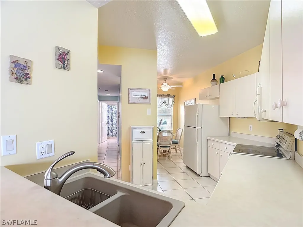 6930 Huntington Lakes Circle Naples FL 34119