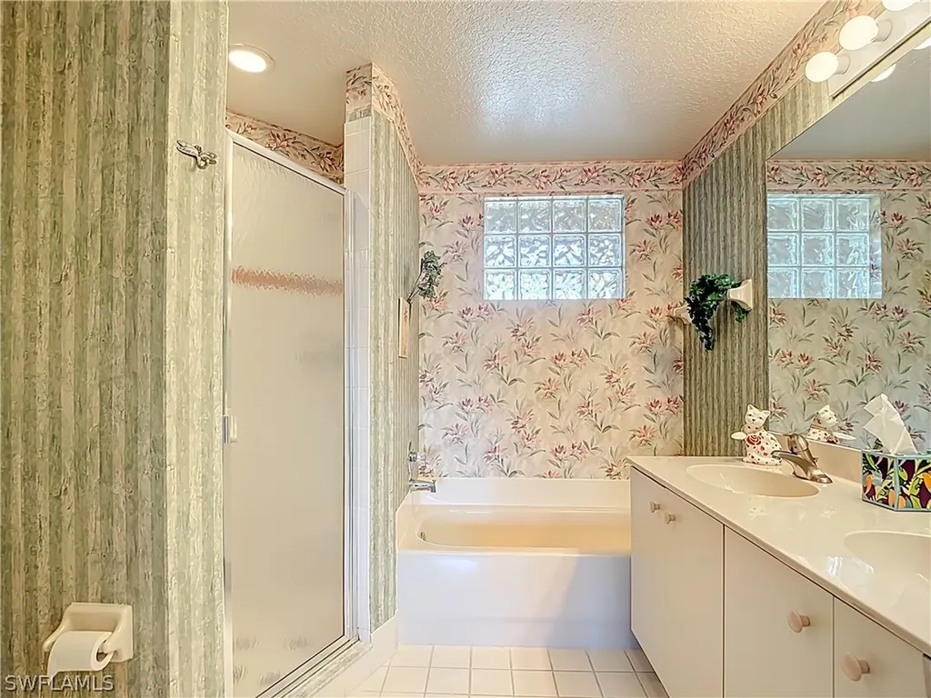 6930 Huntington Lakes Circle Naples FL 34119
