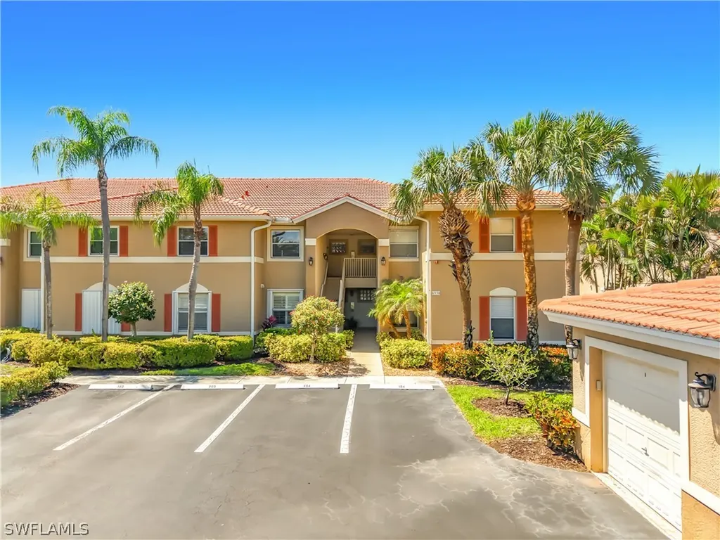 6930 Huntington Lakes Circle Naples FL 34119