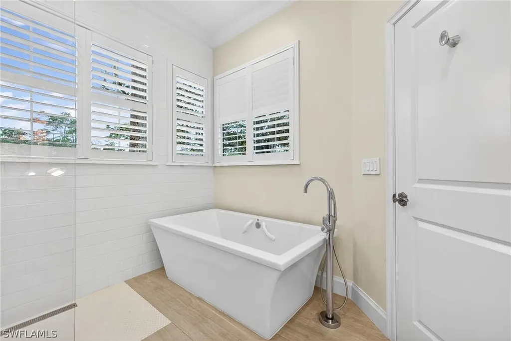 161 Amblewood Lane Naples FL 34105