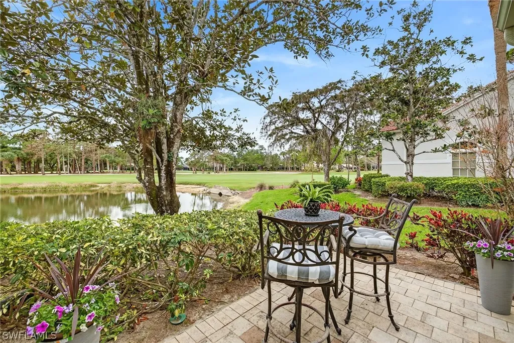 161 Amblewood Lane Naples FL 34105