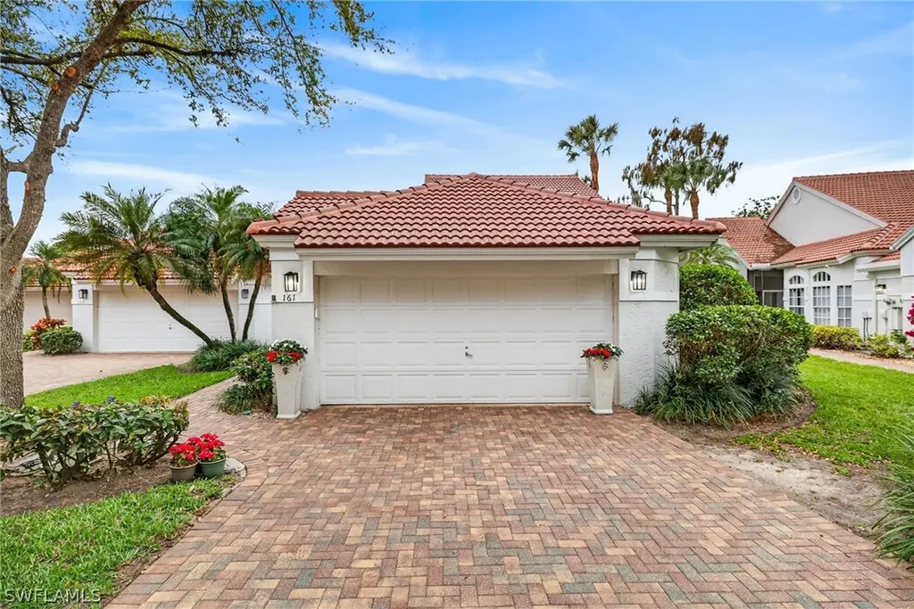 161 Amblewood Lane Naples FL 34105