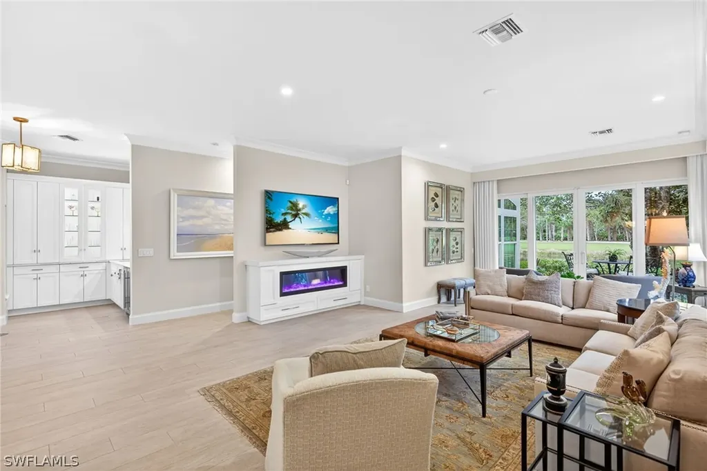 161 Amblewood Lane Naples FL 34105